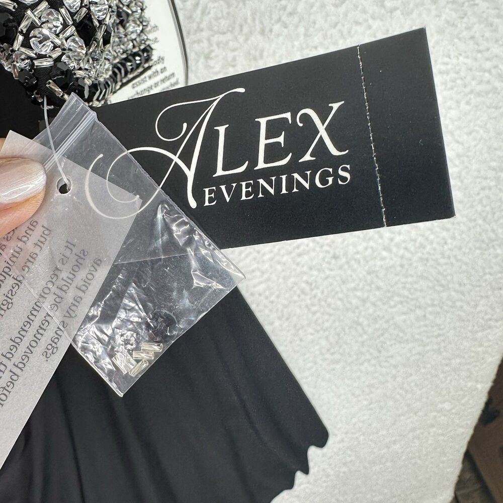 Alex Evenings Plus 20W Black Keyhole‎ Embellished A-Line Gown NWT Formal Dress - Picture 9 of 13